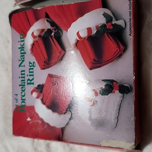 VINTAGE CHRISTMAS DECORATIVE ASSORTMENT BUNDLE - Picture 9 of 12